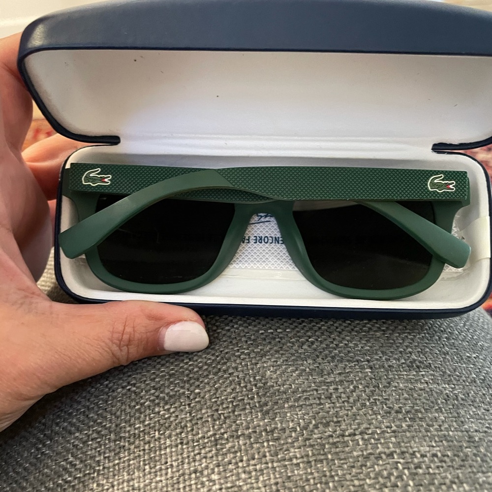 Lacoste sunglasses with tags originally 140